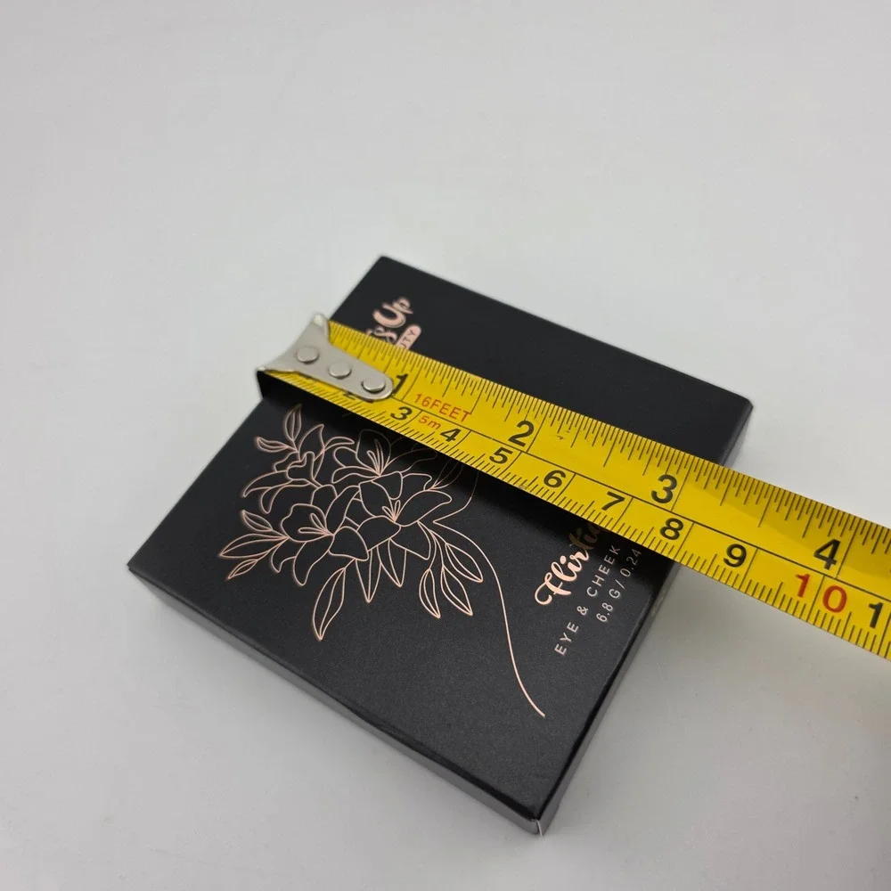 What's Up Beauty Flirtique Eye & Cheek Palette 6.8g NEW Silky Neutral Shimmer